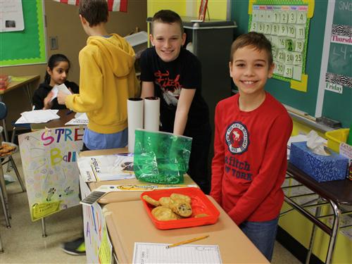 Hoover Middle students during Market Day event 