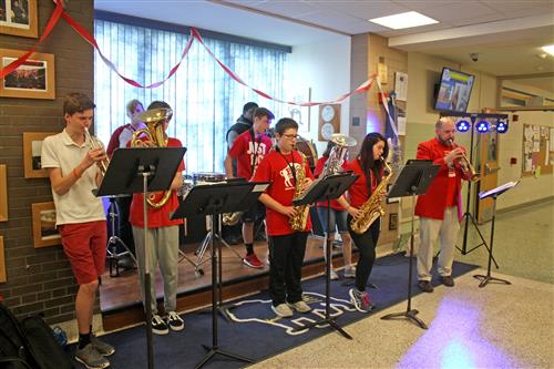 Band students perform polka at Kenmore East 